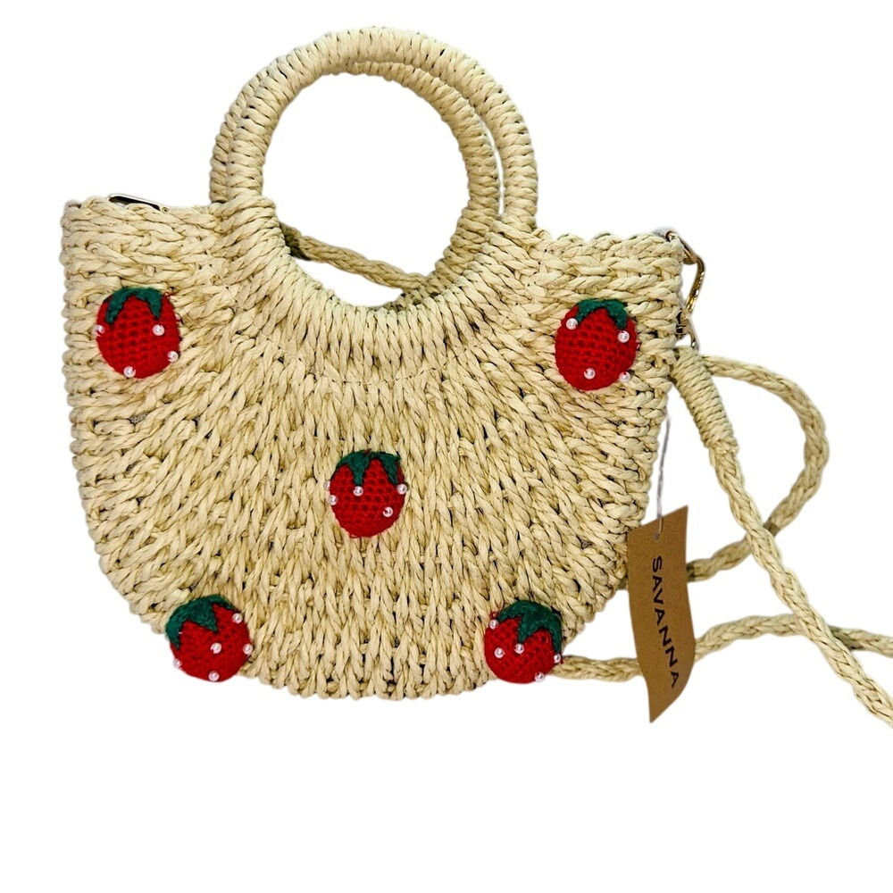NWT SAVANNA Strawberry Woven Purse‎
